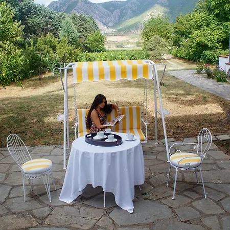 Philippe Chateau Apartment *