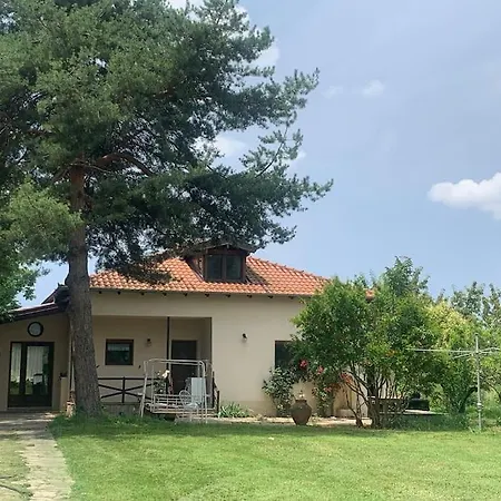 Philippe Chateau 아파트